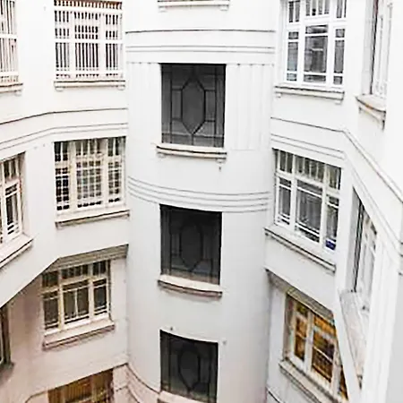 Eye House Budapest